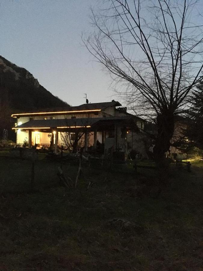 La Peiro Douco Pensionat Roure Turin Exteriör bild