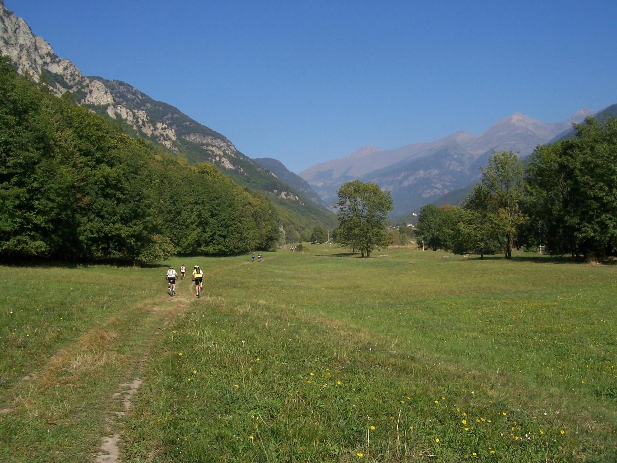La Peiro Douco Pensionat Roure Turin Exteriör bild