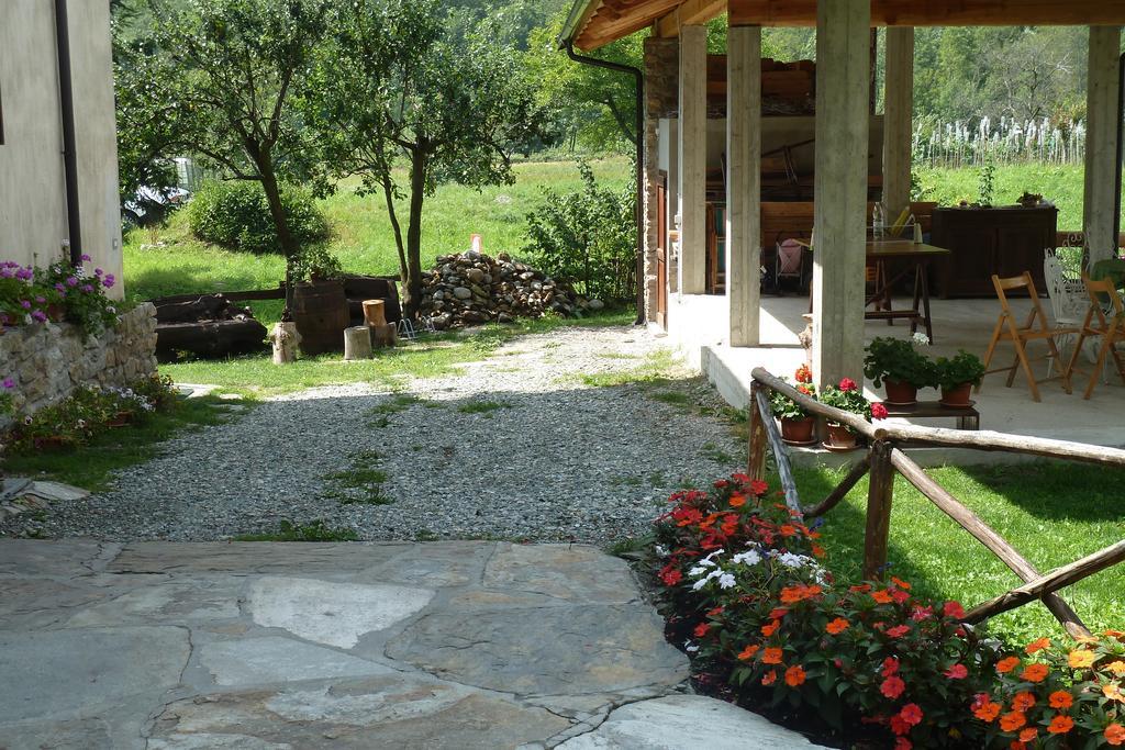 La Peiro Douco Pensionat Roure Turin Exteriör bild